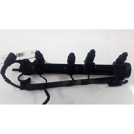 Rampa injectoare Volkswagen Golf 4 SH VW 06A 133 317A