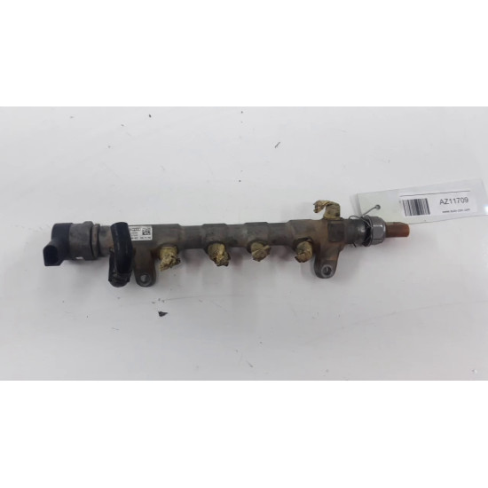 Rampa injectoare Volkswagen Passat B7 2.0 TDI CFH CFF CFG SH VW 03L089M CFH CFF CFG