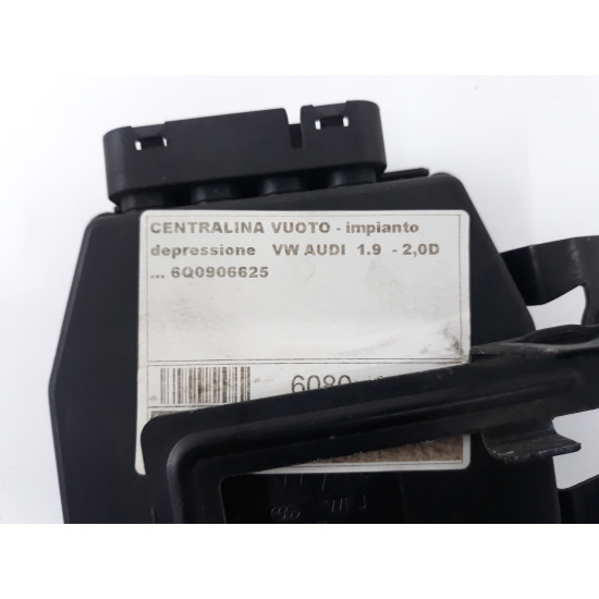 Grup vacuum VOLKSWAGEN GOLF V (1K1) [ 2003 - 2009 ], VOLKSWAGEN TOURAN (1T1, 1T2) [ 2003 - 2010 ], AUDI A3 II (8P1) [ 2003 - 2013 ] OEM 6Q0906625