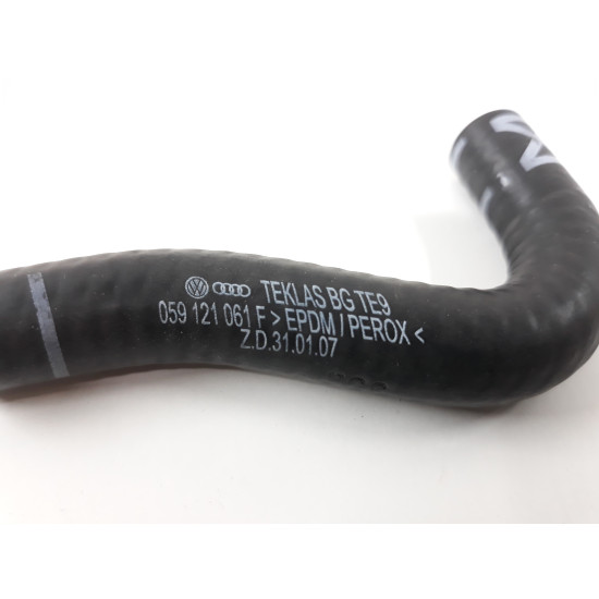 Furtun apa Volkswagen Touareg 7L Nou VW AUDI 059121061F