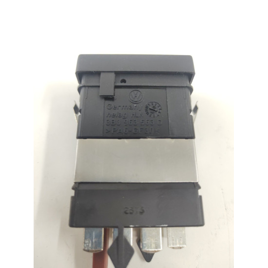 Buton Incalzire Scaune VW Passat B5.5 3B0 963 563 D