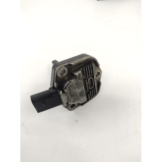 Senzor nivel ulei VW Golv 4 1J0907660C