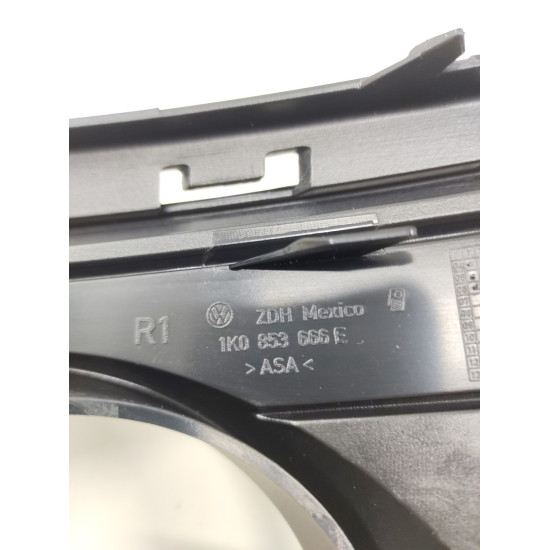 Lampa ceata dreapta fata VOLKSWAGEN JETTA III 1K2 2004 - 2010 1K0853666E