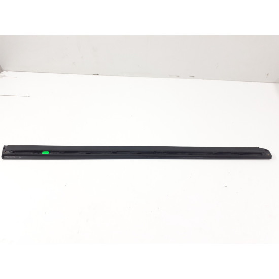 Bandouri AUDI A4 III (8EC, B7) [ 2004 - 2008 ] 8E0853950
