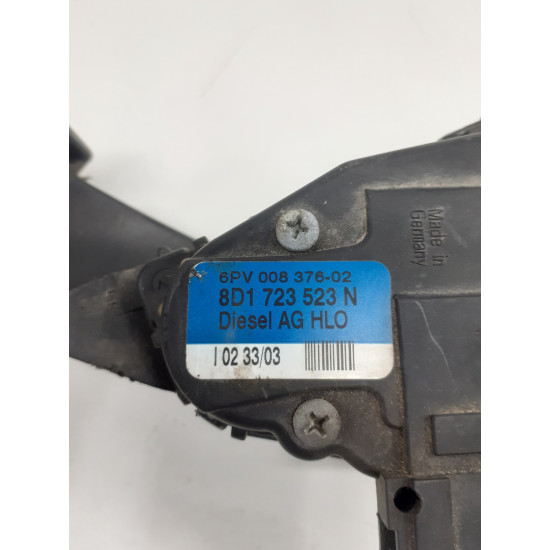 Pedala acceleratie AUDI A6 II (4B2, 4B4, C5) [ 1997 - 2005 ] 8D1723523