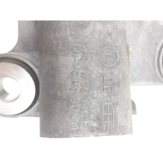 Timonerie VW TRANSPORTER V Bus (7HB, 7HJ, 7EB, 7EJ, 7EF, 7EG, 7HF, 7EC) [  VAG OEM 7H0711061C