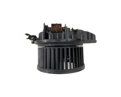 Aeroterma / Ventilator habitaclu AUDI A4  (8EC, B7) [ 2004 - 2008 ] OEM 9020016