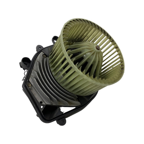 Ventilator habitaclu VW PASSAT (B5) [ 2000 - 2005 ] OEM 8D1820021