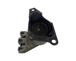 Suport motor VW TRANSPORTER V Bus (7HB, 7HJ, 7EB, 7EJ, 7EF, 7EG, 7HF, 7EC) [ , VW TRANSPORTER V Box (7HA, 7HH, 7EA, 7EH) [ 2003 - > ] OEM 7E0199256J
