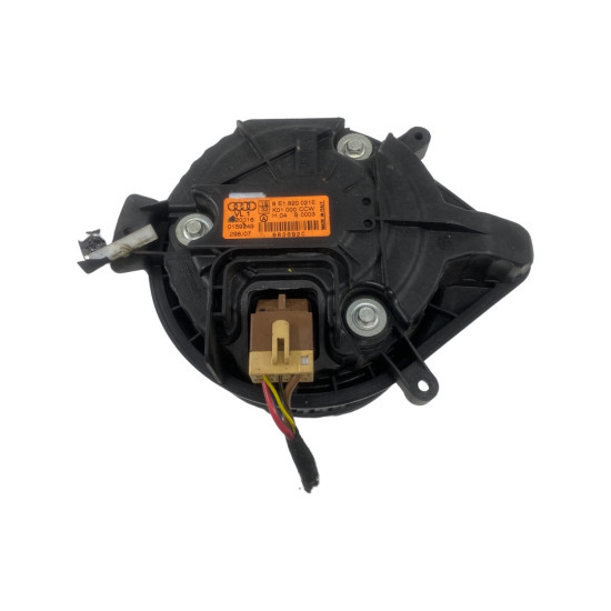 Ventilator habitaclu AUDI A4 (8EC, B7) [ 2004 - 2008 ] OEM 8E1820021E