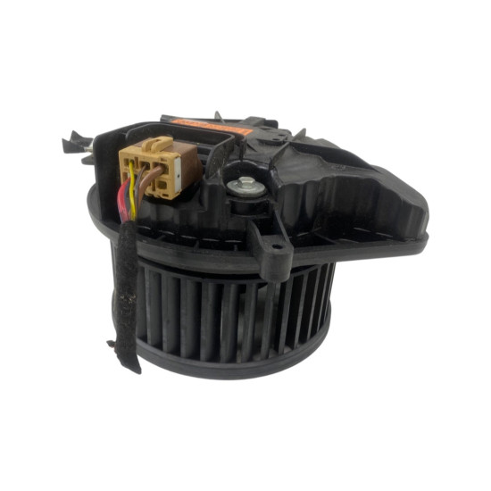 Ventilator habitaclu AUDI A4 (8EC, B7) [ 2004 - 2008 ] OEM 8E1820021E