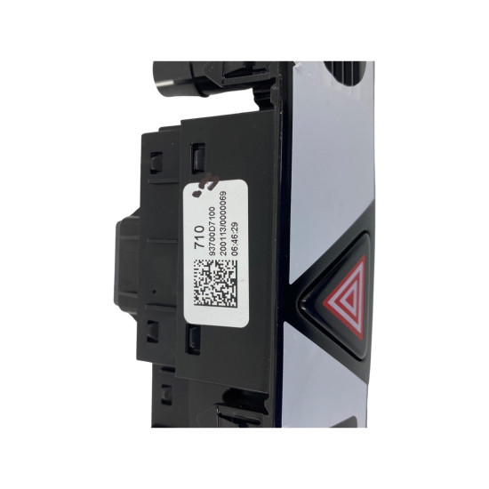 Buton avarie HYUNDAI TUCSON III (TLE)  [ 2015 - > ] OEM 93700-D7100
