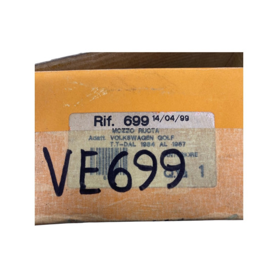 Butuc roata VW GOLF II (19E, 1G1) [ 1983 - 1992 ] VEMA 699