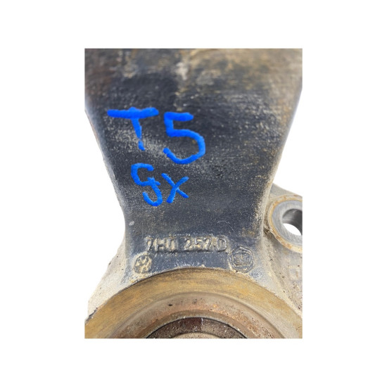 Fuzeta stanga fata VW TRANSPORTER V Bus 2.5 TDI (7HB, 7HJ, 7EB, 7EJ, 7EF, 7EG, 7HF, 7EC) [ , VW TRANSPORTER V Box 2.5 TDI (7HA, 7HH, 7EA, 7EH) [ 2003 - > ] VAG OEM 7H0257D