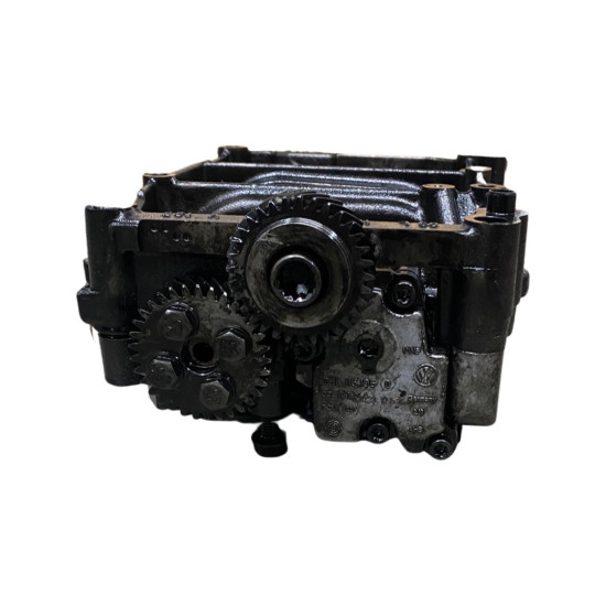 Pompa ulei 2.0 TDI CFFA CFGB BMA AUDI A6 III Avant (4F5, C6) [ 2005 - 2011 ], VW TIGUAN (5N_) [ 2007 - > ], VW PASSAT CC (357) [ 2008 - 2012 ] OEM 03L103535