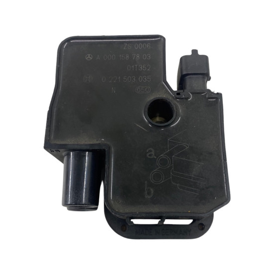 Bobina inductie MERCEDES-BENZ CLK 2.69 Benzina V6 (W209) [ 2002 - 2010 ] BOSCH 0221503035 OEM A0001587803