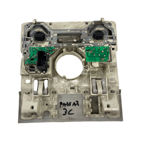 Plafoniera VOLKSWAGEN GOLF V (1K1) [ 2003 - 2009 ] OEM 1K0947105J