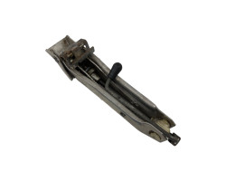 Cric VOLKSWAGEN BORA Estate (1J6) [ 1999 - 2005 ] OEM 8L0011031A / 8L0 011 031 A