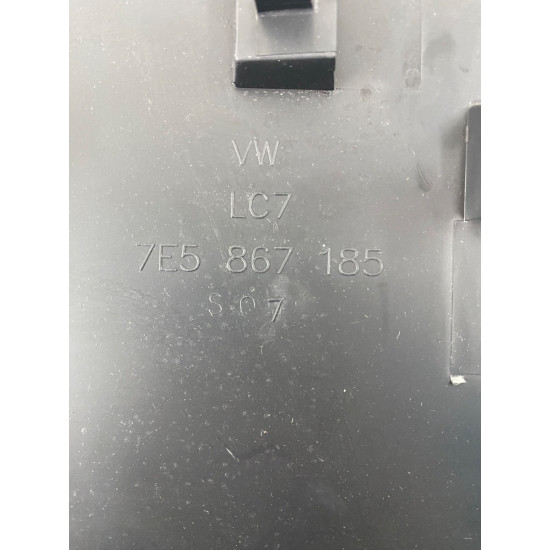 Ornamente VOLKSWAGEN TRANSPORTER VI Box (SGA, SGH) [ 2015 - > ] OEM 7E5867185 / 7E5 867 185