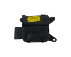 Motoras clapeta aeroterma AUDI A4 III (8EC, B7) [ 2004 - 2008 ] OEM 0132801300 / 0 132 801 300