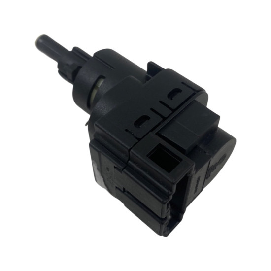 Comutator Stop Frana SKODA FABIA (6Y2) [ 1999 - 2008 ] TDI (ATD, AXR) 74KW|100HP OEM 6Q0945511 / 6Q0 945 511