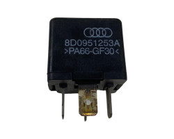 Relee AUDI A4 III (8EC, B7) [ 2004 - 2008 ] OEM 8D0951253A / 8D0 951 253 A