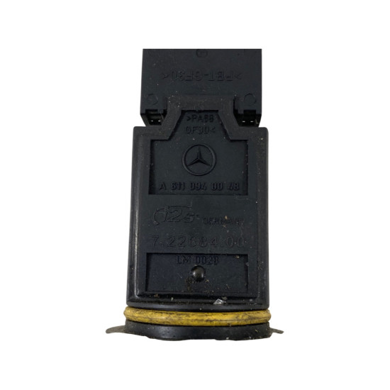 Senzor aer MERCEDES-BENZ C-CLASS II (W203)  [ 2000 - 2007 ] OEM A6110940048 / A 611 094 00 48
