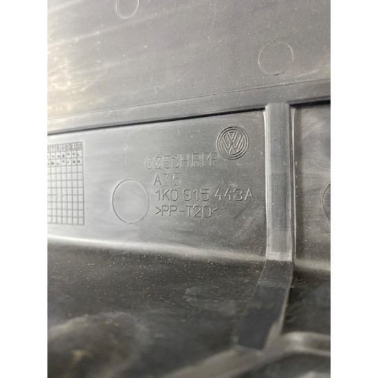 Capac baterie VOLKSWAGEN GOLF V (1K1) [ 2003 - 2009 ] OEM 1K0915443A / 1K0 915 443 A