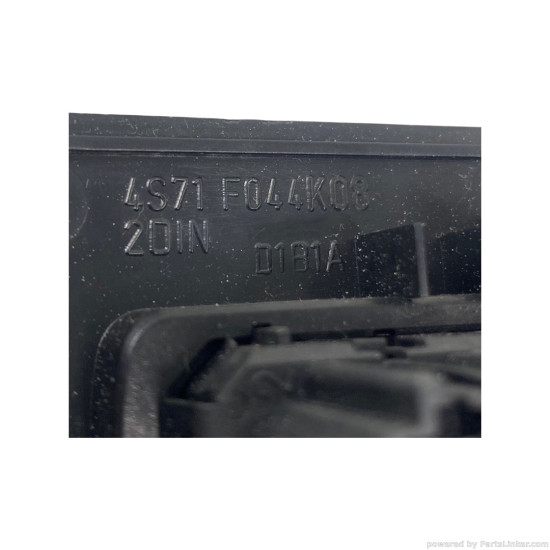 Ornament ceas bord cu butoane FORD MONDEO III (B5Y) [ 2000 - 2007 ] OEM 4S71 F044K08