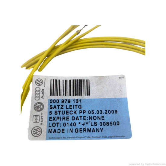 Cablu repartie VOLKSWAGEN TRANSPORTER V Box (7HA, 7HH, 7EA, 7EH) [ 2003 - > ] OEM 000979131