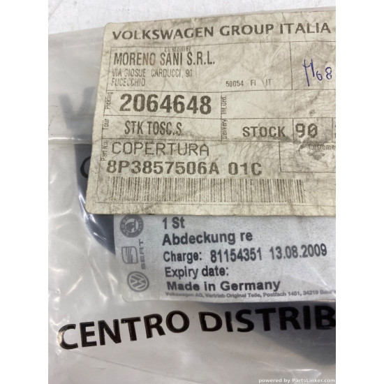 Ornament geam , dreapta  AUDI A3 II (8P1) [ 2003 - 2013 ] AUDI OEM 8P3857506A