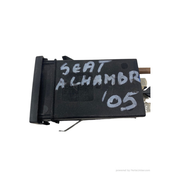 Buton incalzire scaun SEAT ALHAMBRA (7V8, 7V9) [ 1996 - 2010 ] OEM 7M3969564