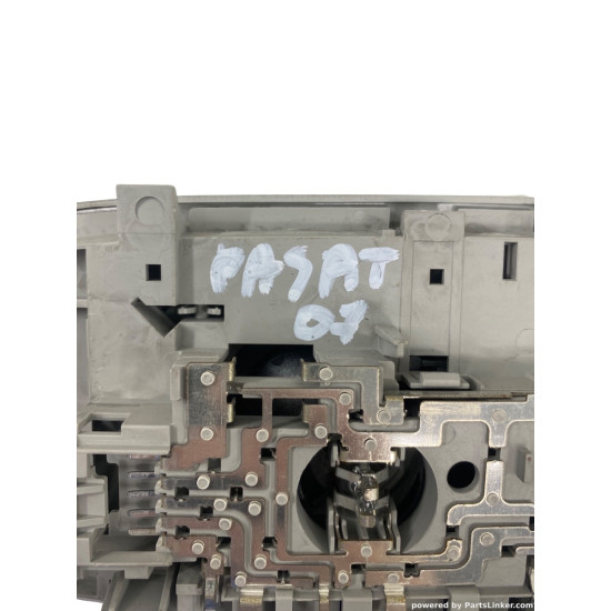Plafoniera VOLKSWAGEN PASSAT (3C2) [ 2005 - 2010 ] OEM 3C0947291C
