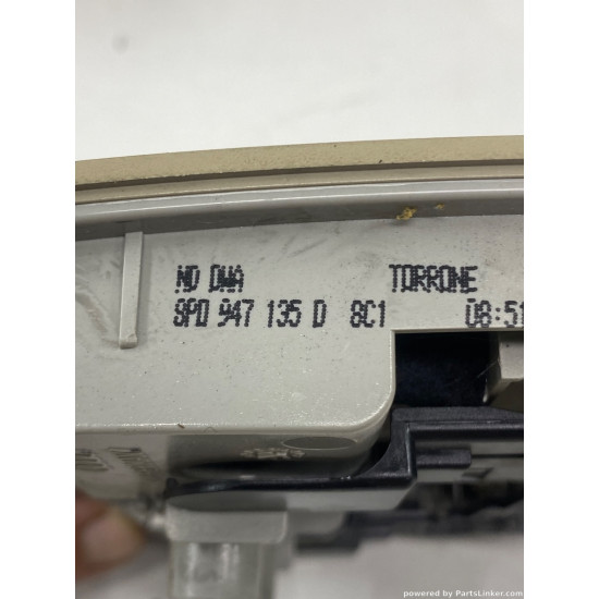 Plafoniera AUDI A3 II (8P1) [ 2003 - 2013 ] OEM 8P0947135D