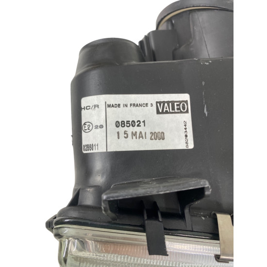 Far Dreapta PEUGEOT 405 II (4B) [ 1992 - 1999 ] Valeo 085021 OEM 6205-E4