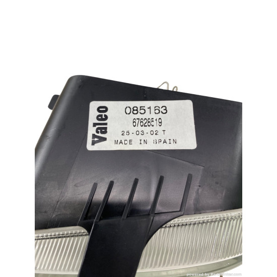 Proiector ceata Stanga FORD MONDEO I (GBP) [ 1993 - 1996 ] Valeo 085163 OEM 6711779
