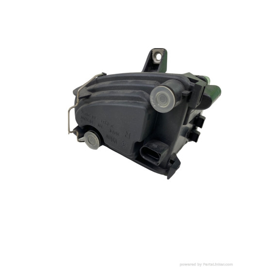 Proiector ceata Dreapta VOLKSWAGEN SHARAN (7M8, 7M9, 7M6) [ 1995 - 2010 ], SEAT ALHAMBRA (7V8, 7V9) [ 1996 - 2010 ], FORD GALAXY (WGR) [ 1995 - 2006 ] Valeo 085786 OEM 7M0941700A