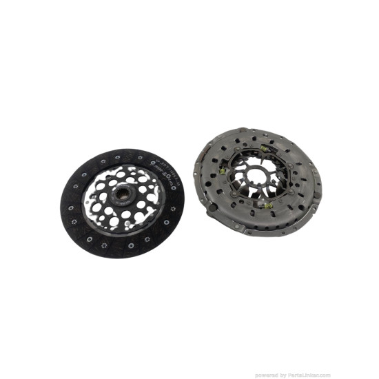 Kit ambreiaj 2.2/2.5 Diesel RENAULT LAGUNA II (BG0/1_) [ 2001 - 2007 ], OPEL VIVARO Box (F7, X83) [ 2001 - > ], NISSAN PRIMASTAR Bus (X83) [ 2001 - > ] Valeo 826830 OEM 8200223932
