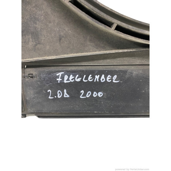 Electroventilator 2.0 Diesel LAND ROVER FREELANDER (LN_, L314) [ 1998 - 2006 ] OEM 8240227