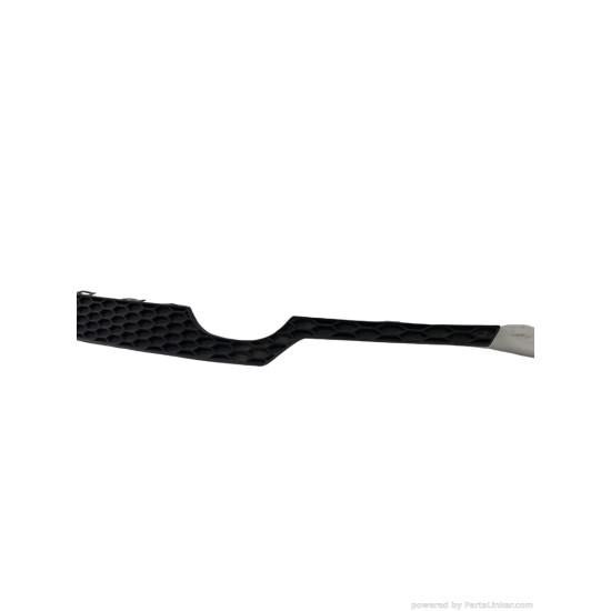 Grila bara spate AUDI A1 (8X1, 8XK) [ 2010 - 2018 ] OEM 8XA807833