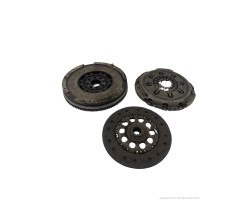 Kit ambreiaj 2.5 TDS BMW 5 (E39) [ 1995 - 2003 ] LUK 1223667