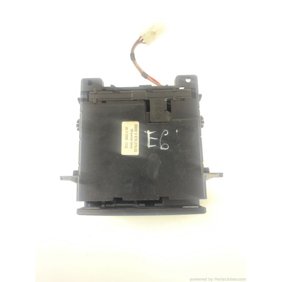 Scrumiera BMW 5 (E60) [ 2001 - 2010 ] OEM 51456976376 697637605
