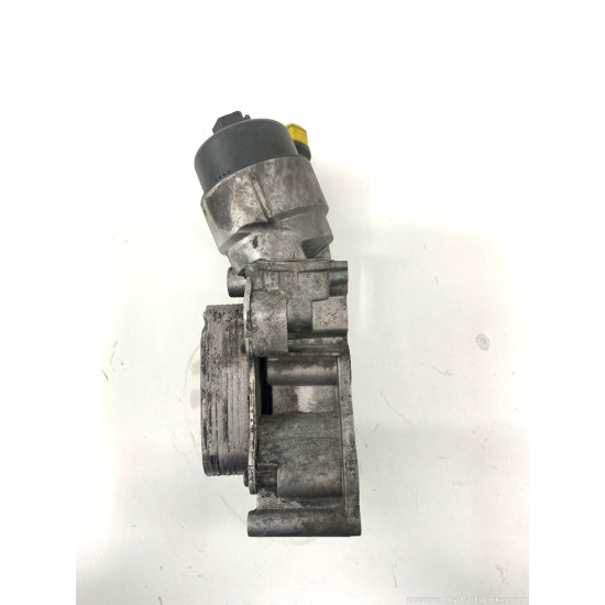 Radiator ulei termoflot OPEL ASTRA H (L48, A04) [ 2004 - 2014 ] CDTI (Z 13 DTH) 66KW|90HP, OPEL MERIVA (X03) [ 2003 - 2010 ] CDTI (Z 13 DTJ) 55KW|75HP OEM 55210824