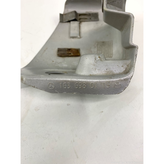 Ornamnet / Bandou aripa stanga fata MERCEDES-BENZ M-CLASS (W163) [ 1998 - 2005 ] OEM 1636980115