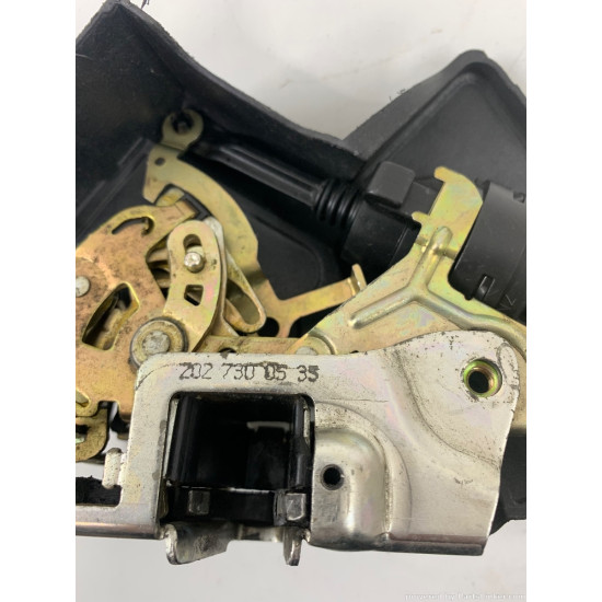 Broasca usa dreapta spate MERCEDES-BENZ C-CLASS (W202) [ 1993 - 2000 ] OEM 2027330308