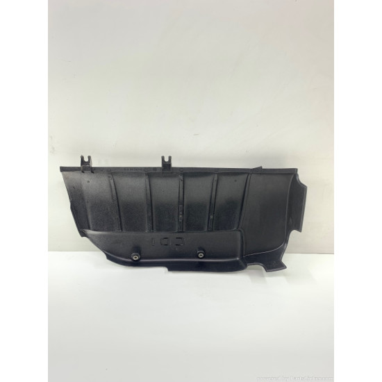 Capac motor (ornament) MERCEDES-BENZ C-CLASS II W203  2000 - 2007, MERCEDES-BENZ CLK II C209 2002 - 2010 A6120100767