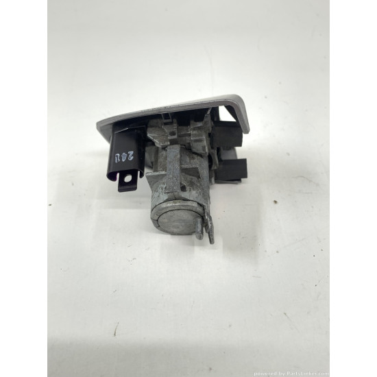 Ornament maner usa stanga fata MERCEDES-BENZ E-CLASS (W212) [ 2009 - > ] OEM A2047660125