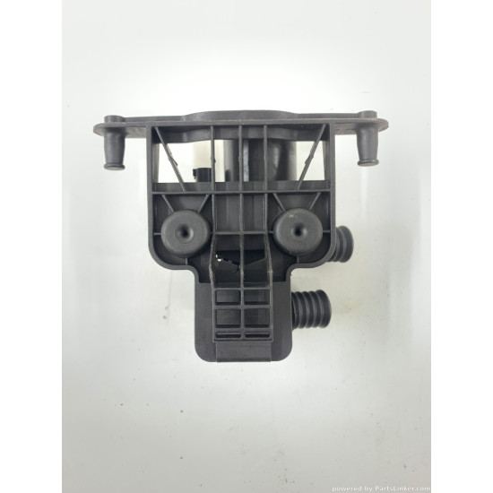 Pompa recirculare apa BMW 5 (E60) [ 2001 - 2010 ] 3.0 D  OEM 692022602