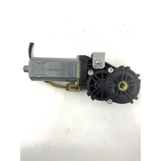 Motoras reglare scaun stanga fata BMW X5 II (E70) [ 2006 - 2013 ], BMW 5 (E60) [ 2001 - 2010 ] OEM 0390201999