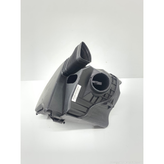 Carcasa filtru aer BMW 3 V Touring (E91) [ 2004 - 2012 ], BMW 3 V (E90) [ 2004 - 2012 ] OEM 1371753659406